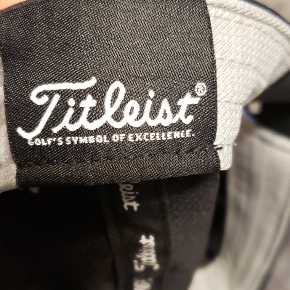 fitleist hat - Picture 4 of 5